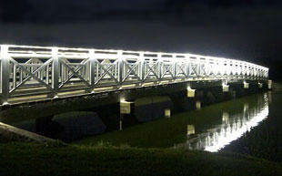 dekoracija in osvetlitev mostu