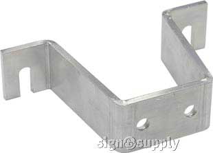 stenski pritrjevalni element